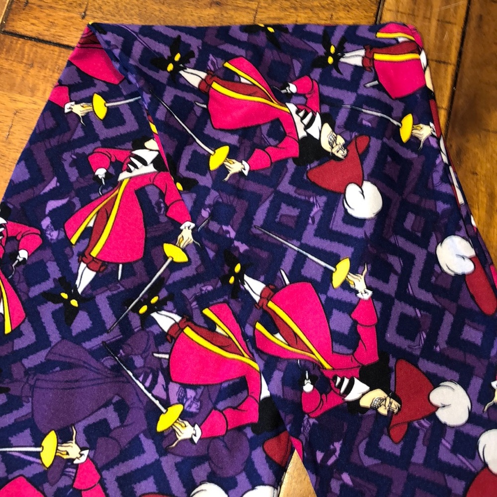 LuLaRoe Disney Villains One Size Leggings